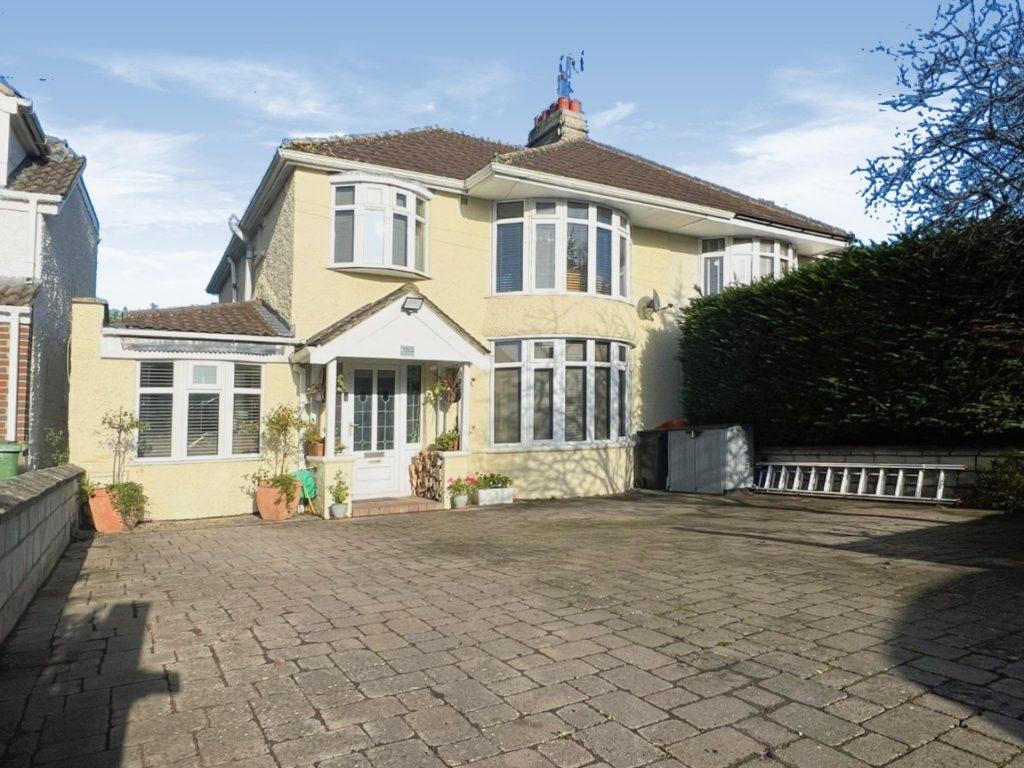 Marlborough Road, Swindon, SN3 1NJ 3 bed semidetached house £485,000