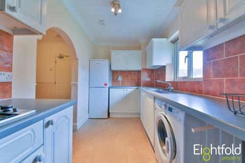 4 bedroom flat to rent, Southmount, Brighton