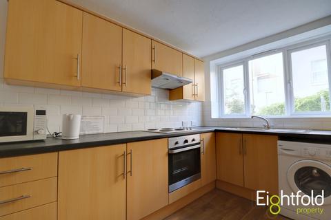 4 bedroom terraced house to rent, St. Pauls Street, Brighton