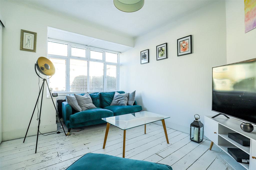 Leyland Avenue, St. Albans... 3 bed end of terrace house £535,000