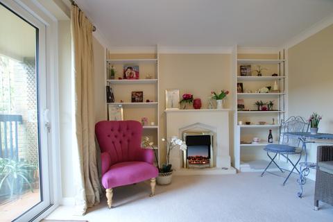 1 bedroom flat for sale - Watersmeet, Chesil Street, Winchester