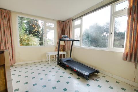 1 Harestock Road, Winchester, SO22 6NS