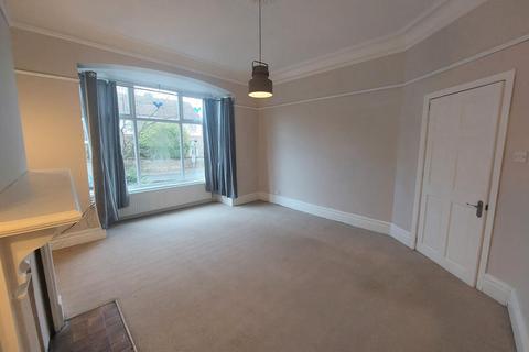 4 bedroom semi-detached house to rent, Claremont Road, Salford, M6