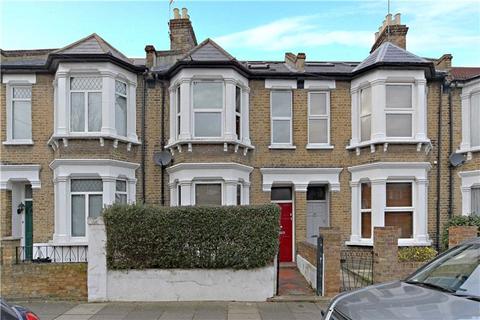 7b Leythe Road, London, W3 8AW