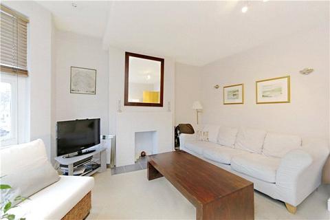 7b Leythe Road, London, W3 8AW