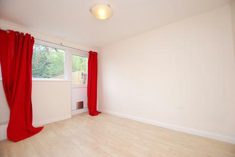 3 bedroom end of terrace house to rent, Hilgay, Guildford, Surrey, GU1