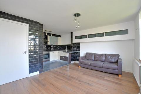 1 bedroom apartment to rent, Eliot Park, London, SE13