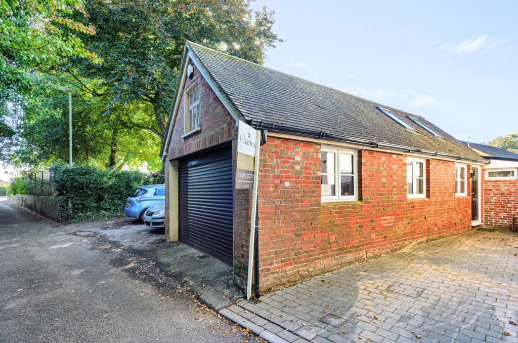 Little Shore Lane, Waltham... 1 bed detached bungalow £825