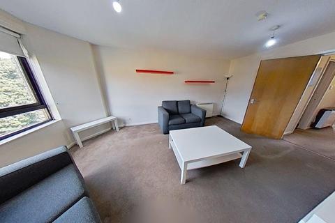 2 bedroom flat to rent, Milnpark Gardens, Glasgow, G41