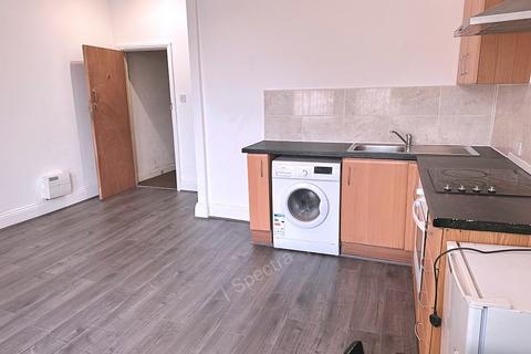 1 bed flat/apartment for rent in Yardley Road, Acocks Green, B27 6LR