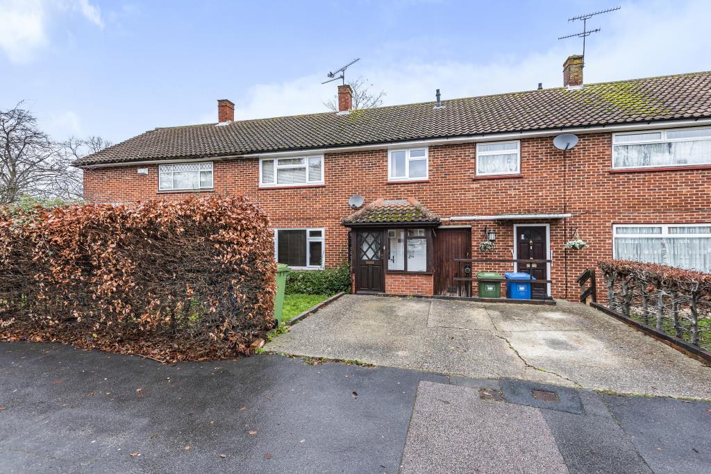 Bracknell, Berkshire, RG42 3 bed terraced house for sale £360,000