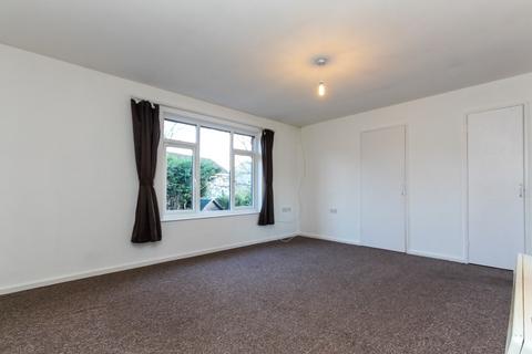 6 Cadbury Square, Congresbury, Bristol, BS49 5HW