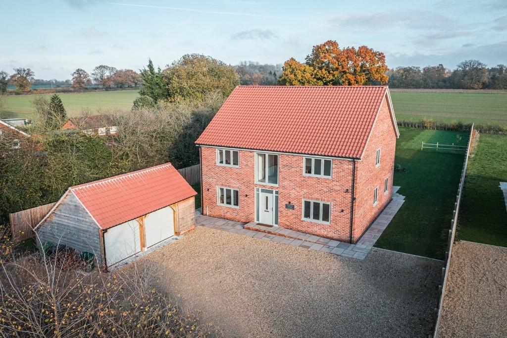 Little Dunham 5 bed detached house £795,000