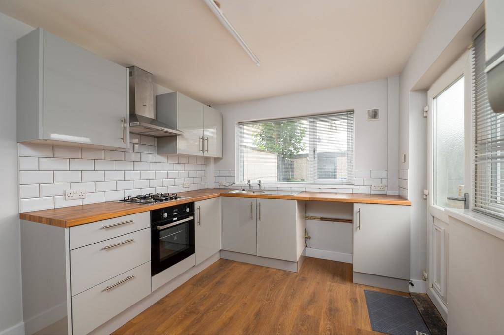 17-Highfield-Avenue-Grimsby-11