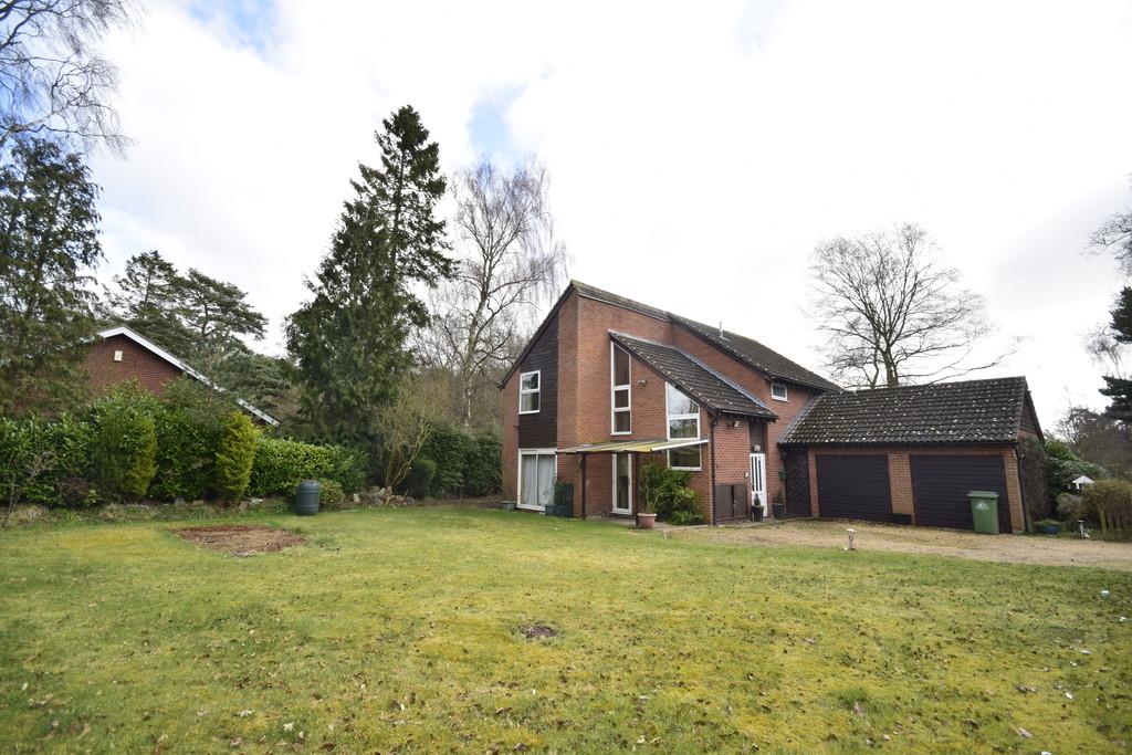 Higher Heath, Whitchurch 3 bed detached house for sale £350,000