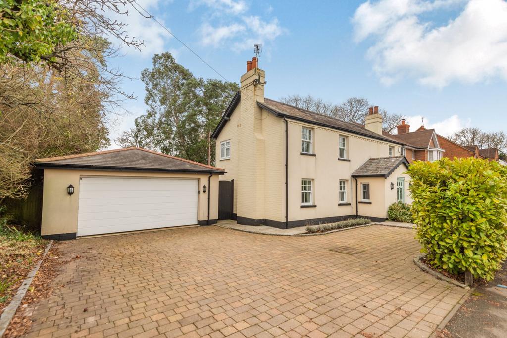 Lovel Road, Winkfield, Windsor, Berkshire 4 bed detached house for sale