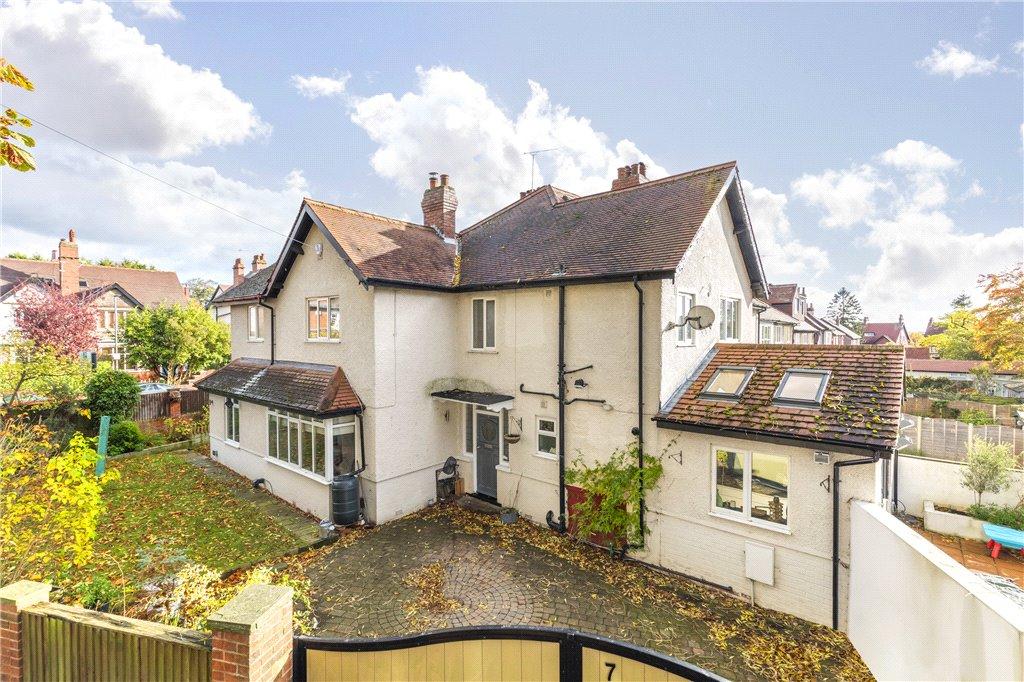 Kepstorn Road, West Park, Leeds 4 bed semidetached house for sale £