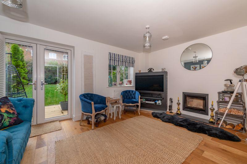 Nassau Drive, Crowborough 4 bed semidetached house £500,000