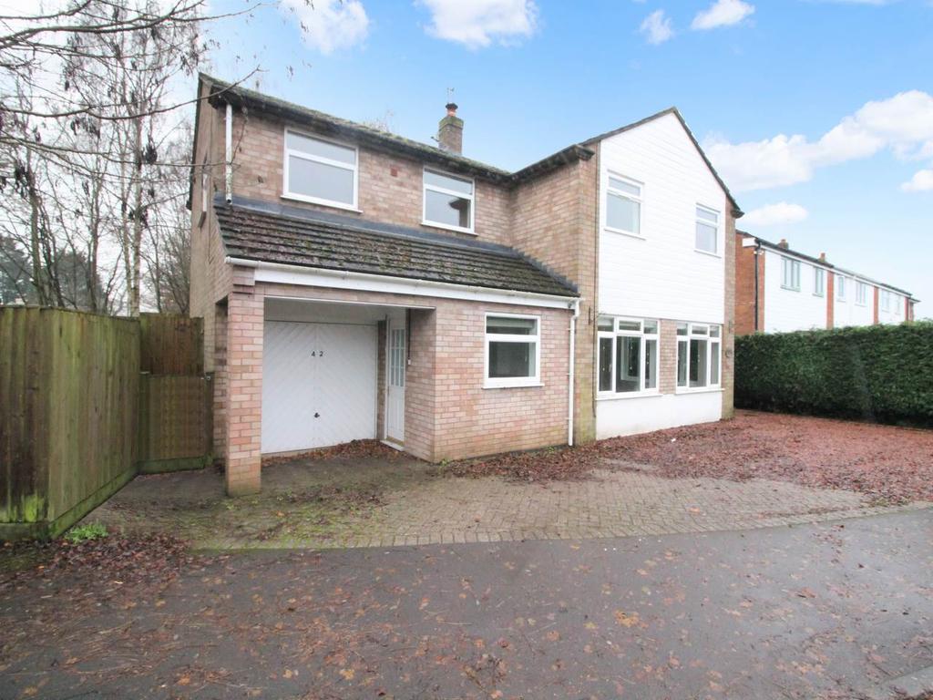 42 Peachley Gardens, Lower Broadheath, Worcester 4 bed house to rent