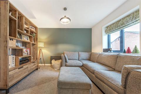 8 Millstream Gardens, Tonedale, Wellington, TA21 0AA