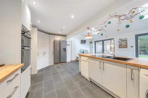 8 Millstream Gardens, Tonedale, Wellington, TA21 0AA