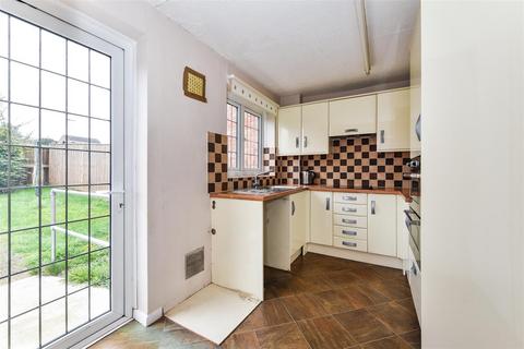2 Manor Close, Shipton Bellinger, Tidworth, SP9 7UH