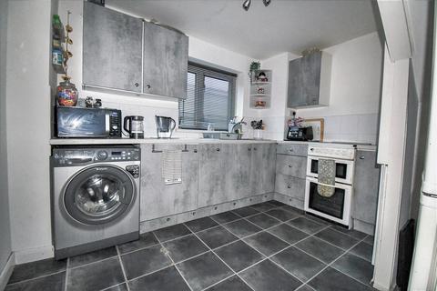 131 Haydock Garth, Bransholme, Hull, HU7 4LW