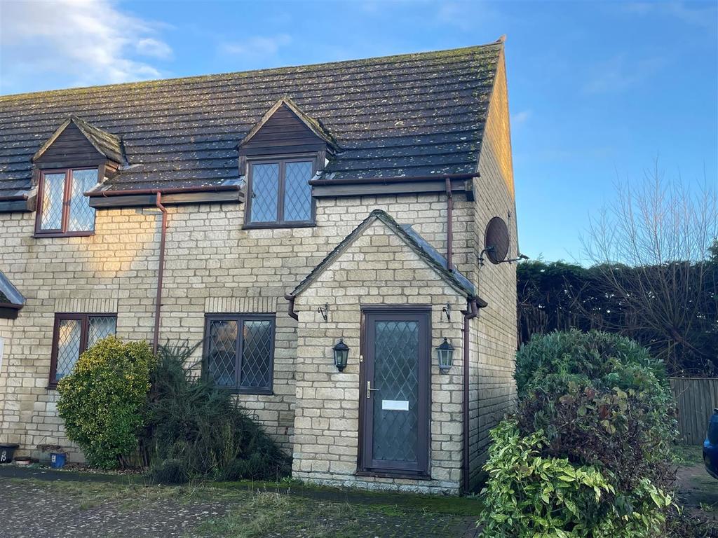 Folly Fields, Bourton On The Water 2 bed end of terrace house £150,000