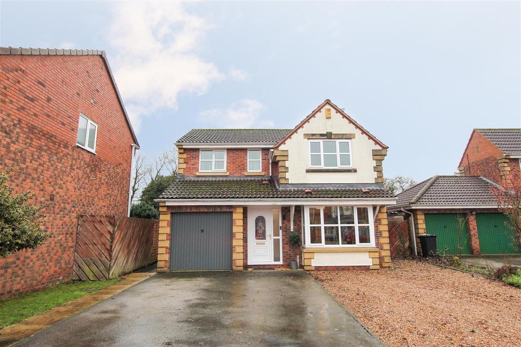 Hell Wath Grove, Ripon 4 bed detached house £500,000