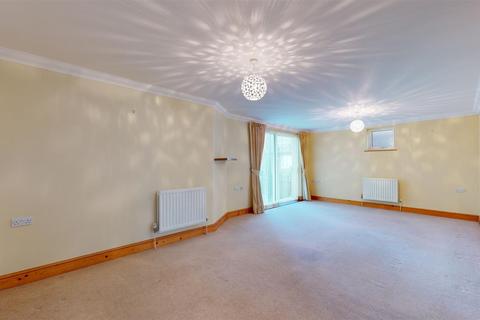 2 bedroom apartment for sale - Sea Road, Westgate-On-Sea