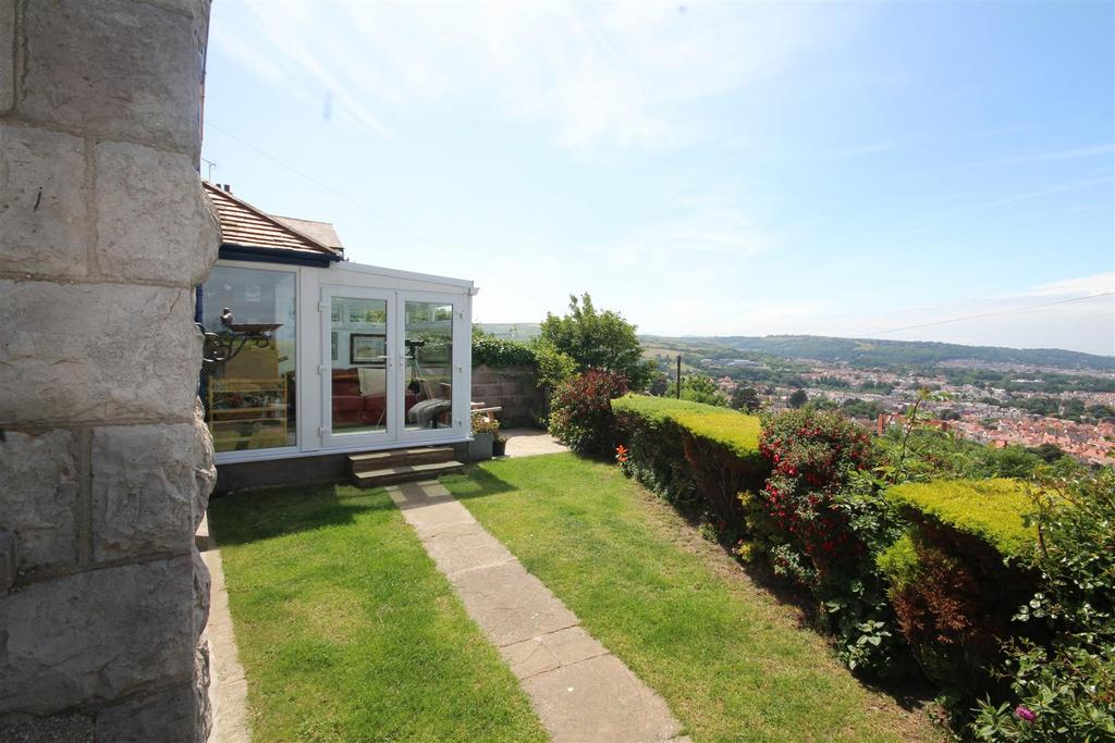 90 Llysfaen Road, Old Colwyn 3 bed semidetached house for sale £295,000