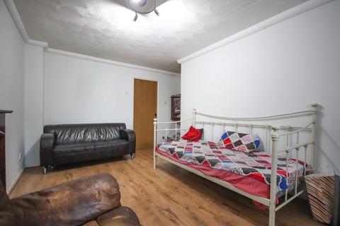 5 Limetrees Close, Middlesbrough, TS2 1SL