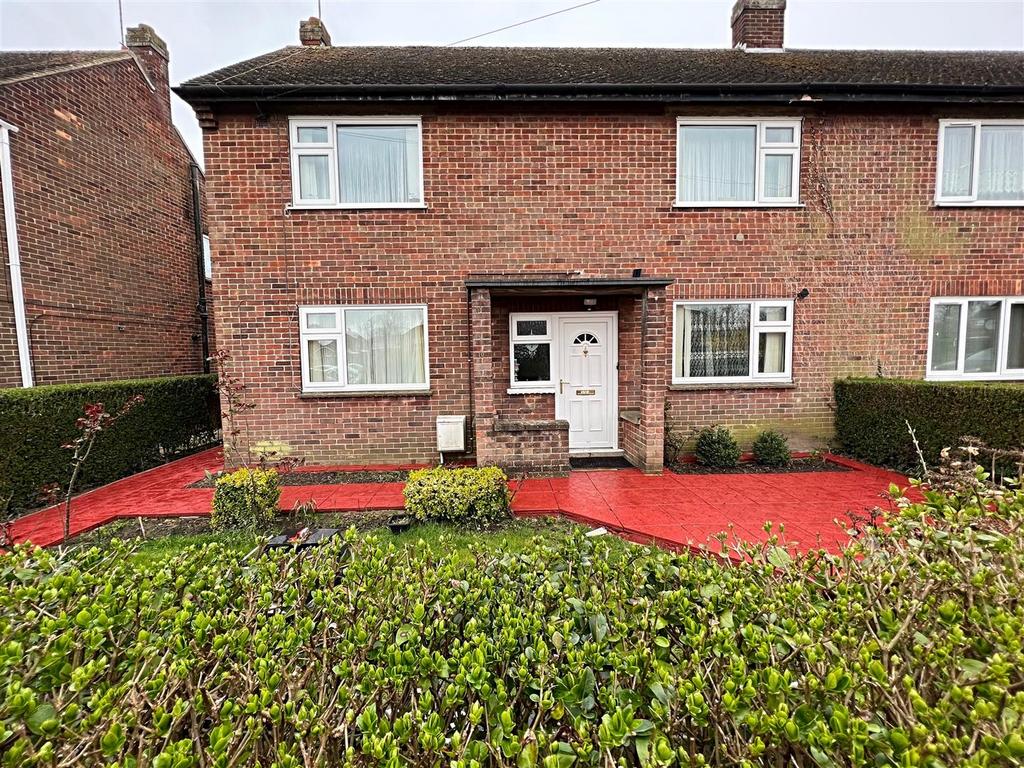 Chestnut Avenue, Spalding 4 bed semidetached house for sale £230,000