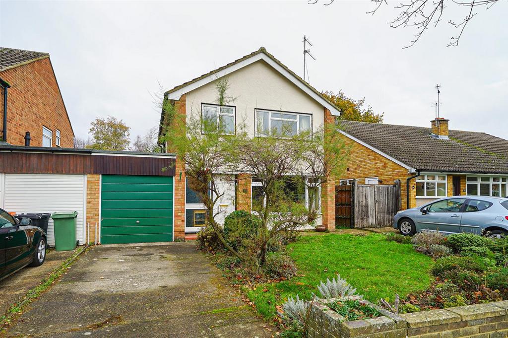 The Paddocks, Linslade, Leighton Buzzard 3 bed link detached house - £ ...