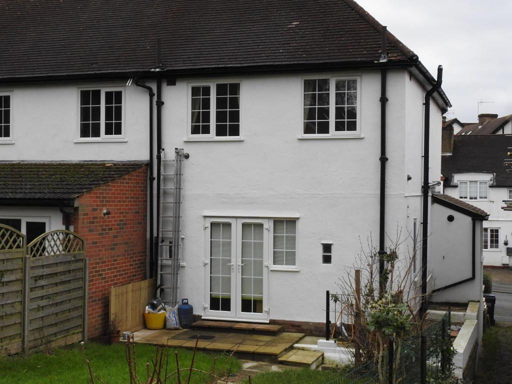 The Glade, Coulsdon CR5 3 bed semidetached house £1,600 pcm (£369 pw)