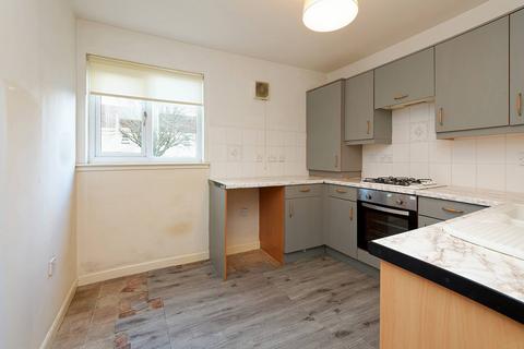 16 Lees Court, Coatbridge, ML5 4NT