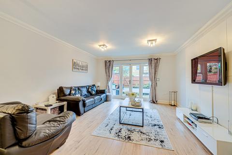 11 Chesterman Road, Shoeburyness, Southend-on-sea, SS3 9GA