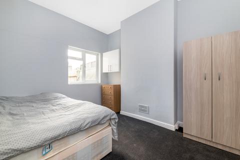 1 bedroom in a house share to rent, Woolwich Road, Westcombe Park, SE10