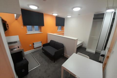 undefined, Wakefield, WF1