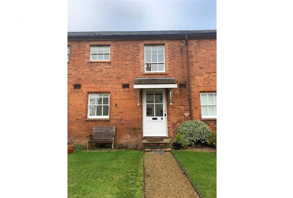 The Mews, Great Bowden Hall, Great Bowden 1 bed terraced house to rent £900 pcm (£208 pw)