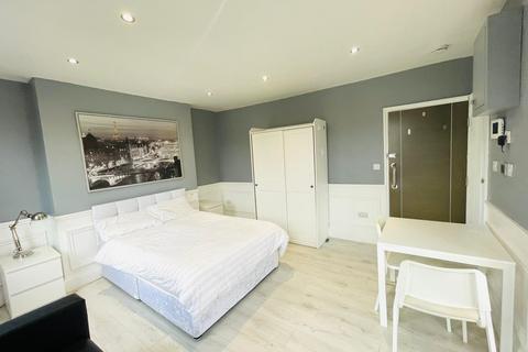 undefined, London, N16