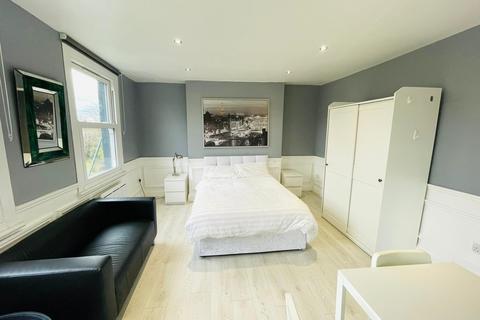 undefined, London, N16