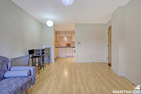 1 bedroom flat for sale, Wells Crescent, Chelmsford