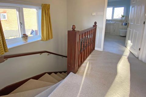 14 Berrybrook Meadow, Exminster, Exeter, EX6 8UA