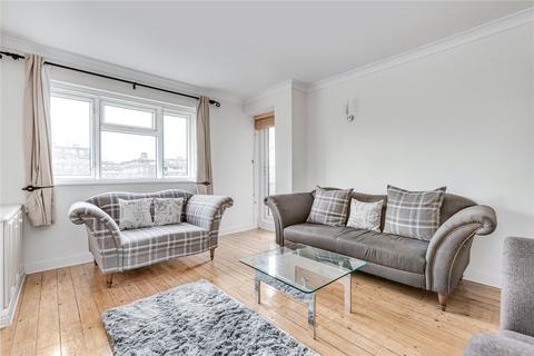 3 bedroom flat to rent, The Willoughbys, East Sheen, London
