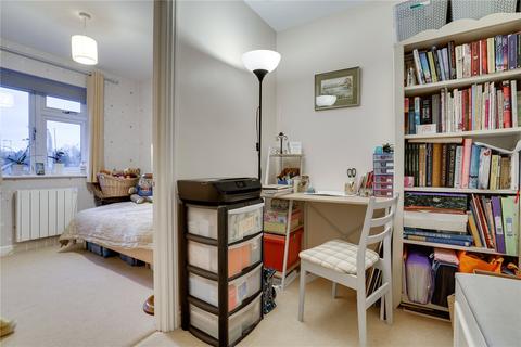 17 Hartmann Close, Cleobury Mortimer, Kidderminster, DY14 8DE