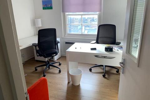 Serviced office to rent, 18 Spring Street,,