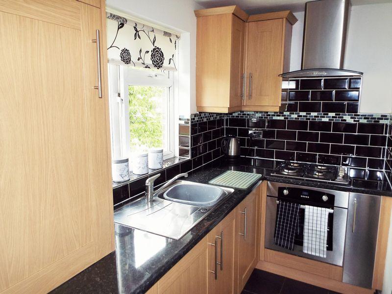Belford Close, Battle Hill, Wallsend 2 bed apartment £525 pcm (£121 pw)