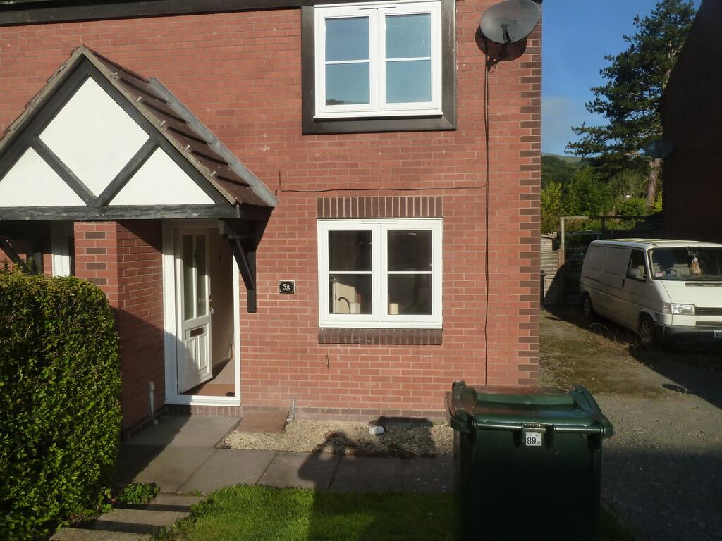 58 Swains Meadow Church Stretton 3 bed semidetached house £625 pcm
