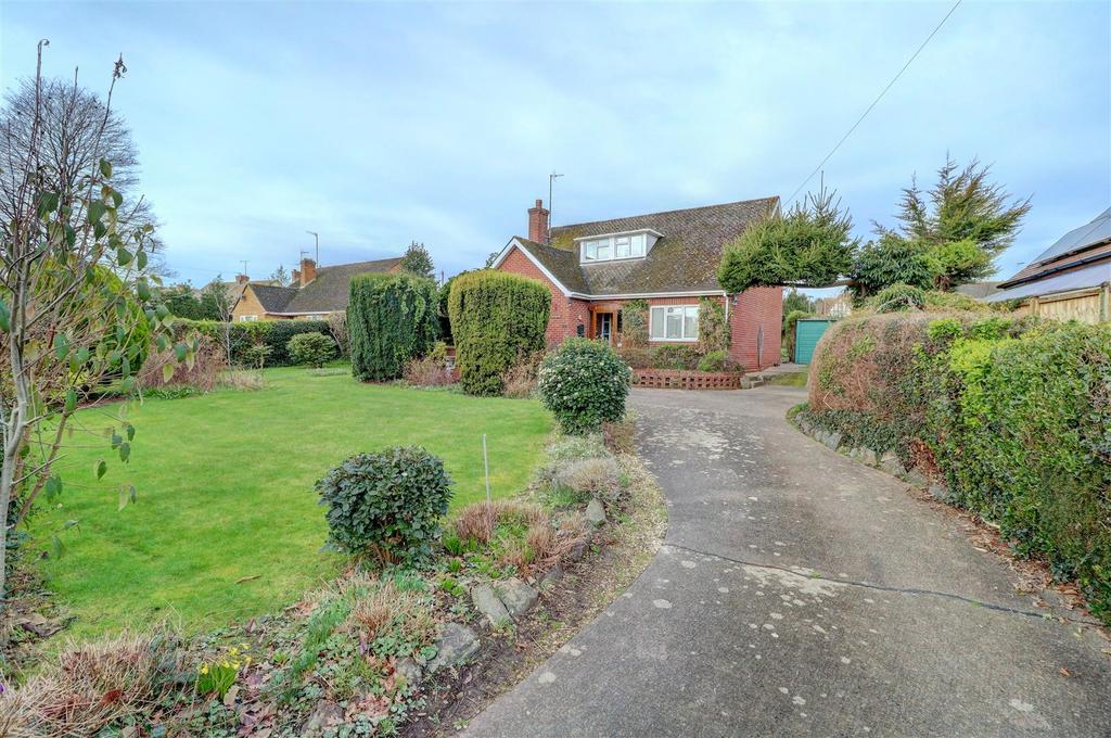 Three Springs Road, Pershore 3 bed detached house £550,000